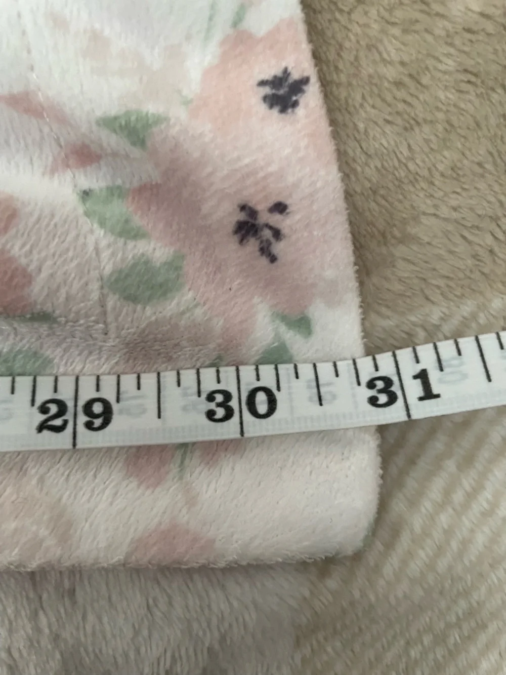 Lila & Jack Lullaby Floral Soft Pink Baby Blanket EUC  31x40 inches
